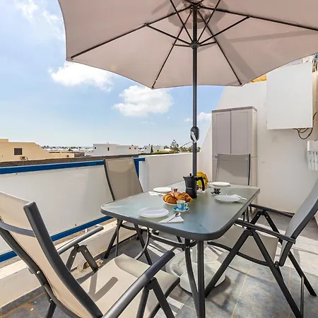 Home2book Sunshine Playa Blanca, Terrace Apartment